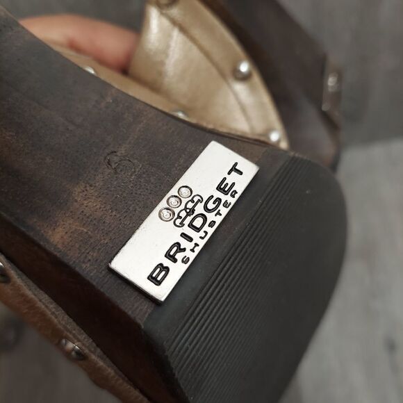 Bridget Shuster FOXY Gold Metallic Studded Heeled Clogs 6 - Picture 10 of 11